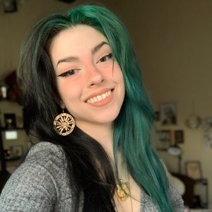 Meet your Posher, Cameron